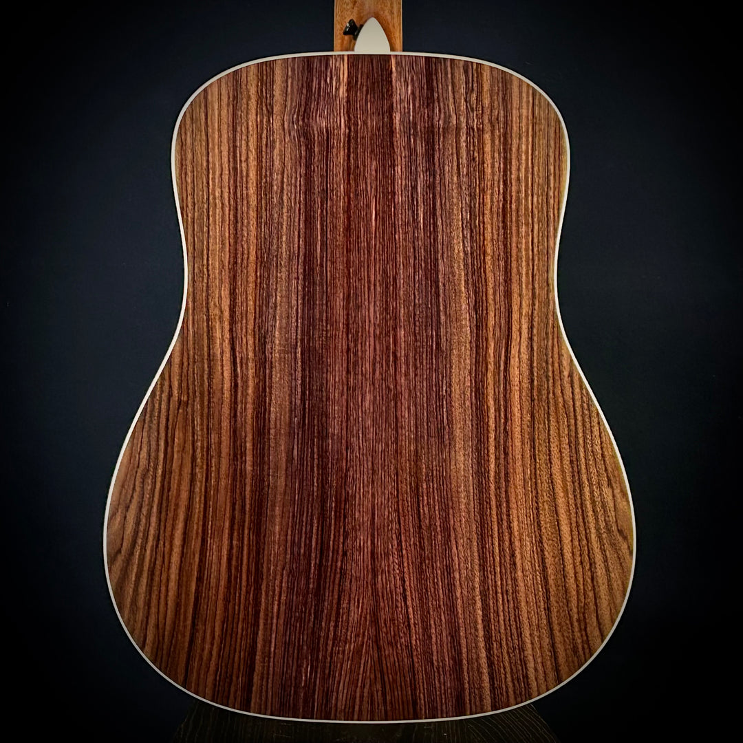 Taylor Legacy 810E Special Edition - Heritage Burst
