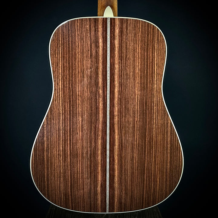 Martin D-28 - Billy Strings