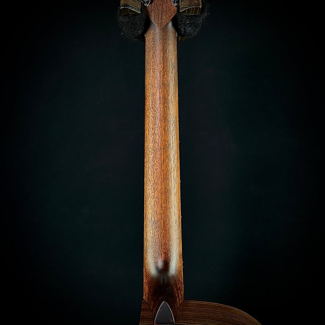 Eastman AC222CE
