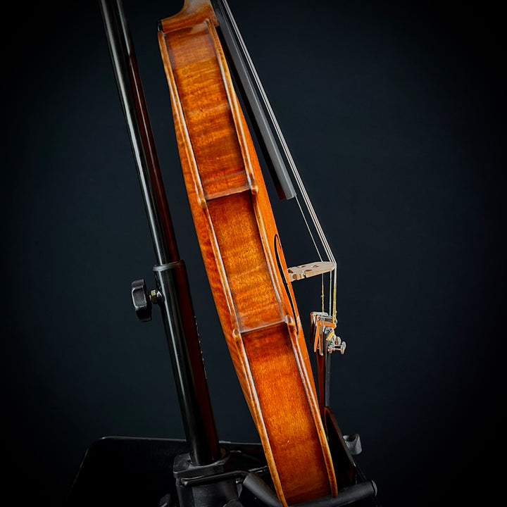 Maple leaf Haddock 16” Viola