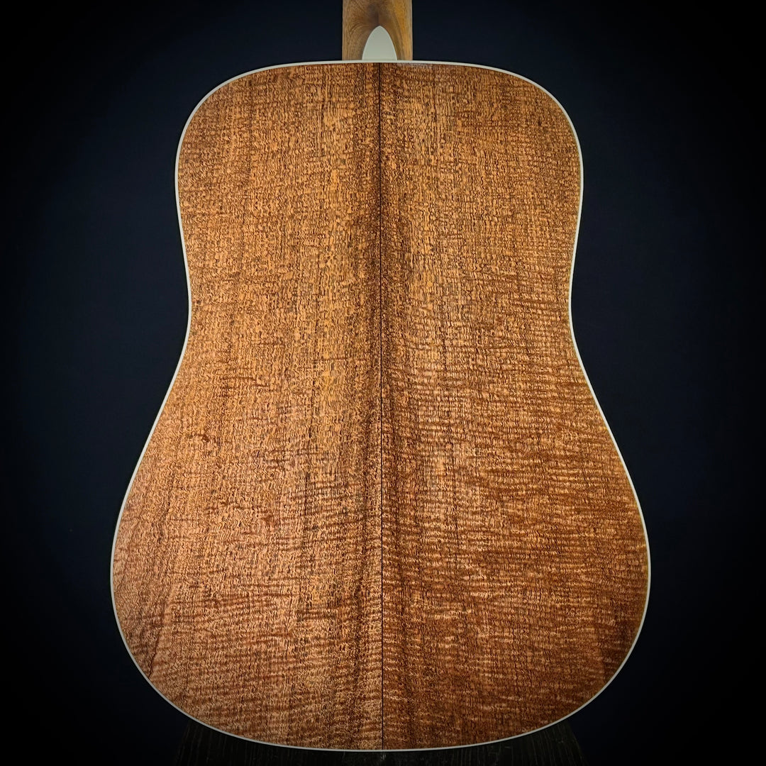 Martin Custom Shop 18 Style Dreadnought Short Scale  - Flamed Mahogany
