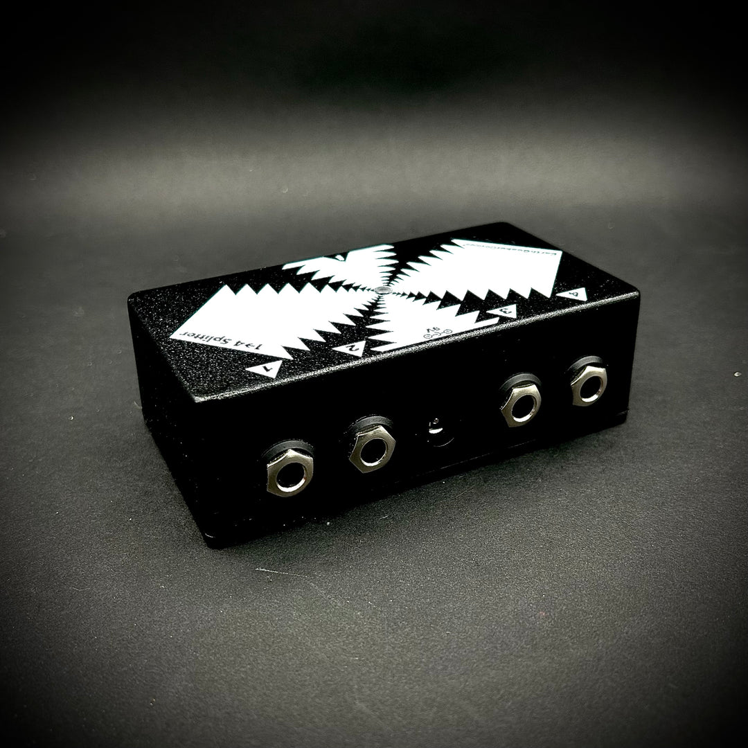 EarthQuaker Devices One to Four Splitter