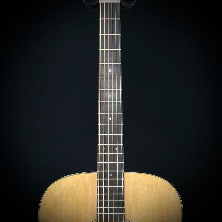 Martin D-18