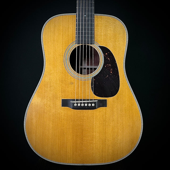 Martin D-28 Authentic 1937 Aged - Guatemalan Rosewood