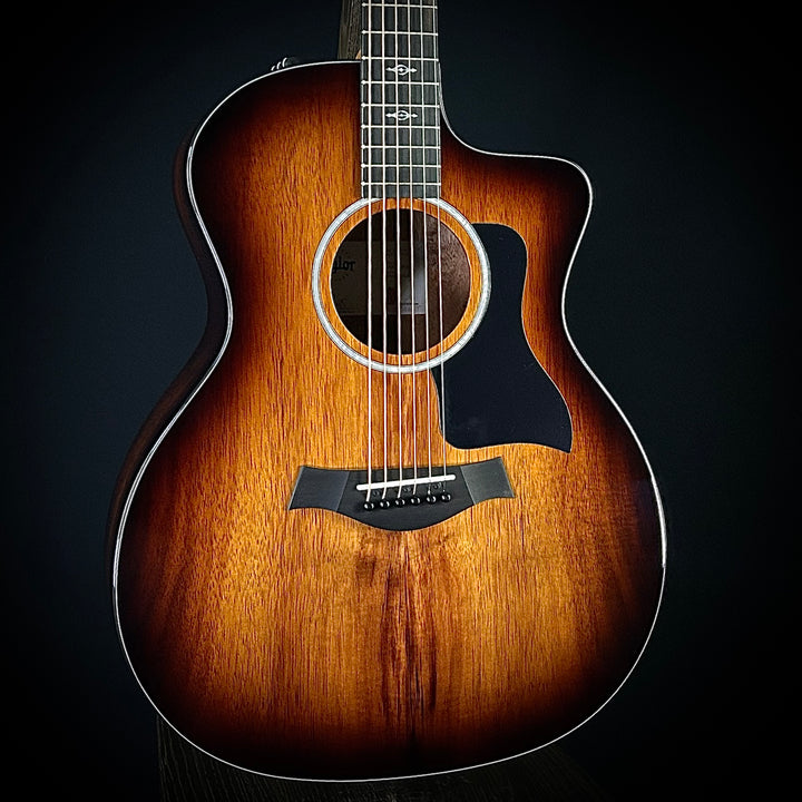 Taylor 224ce-K DLX