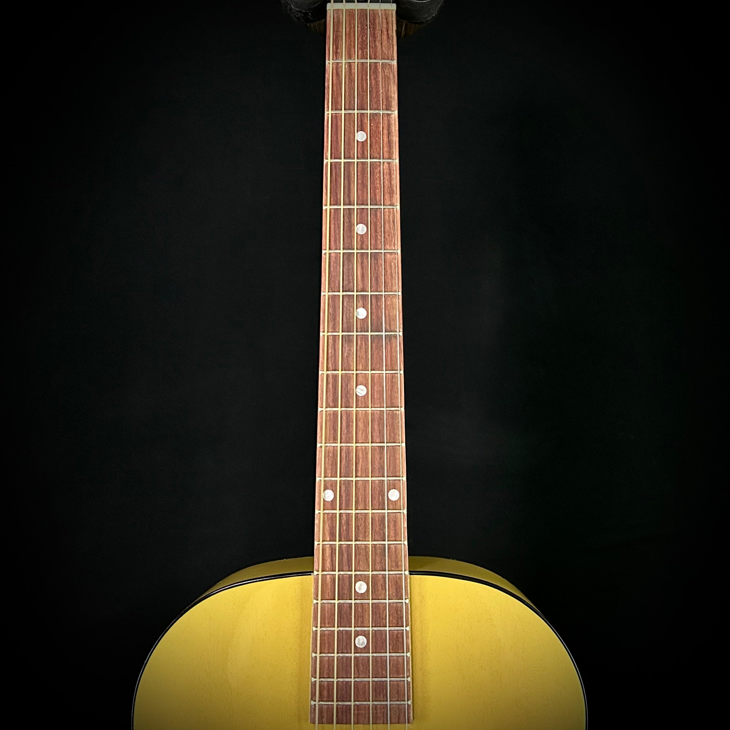 Gibson Custom Shop L-00 - TV Yellow – Music Villa MT