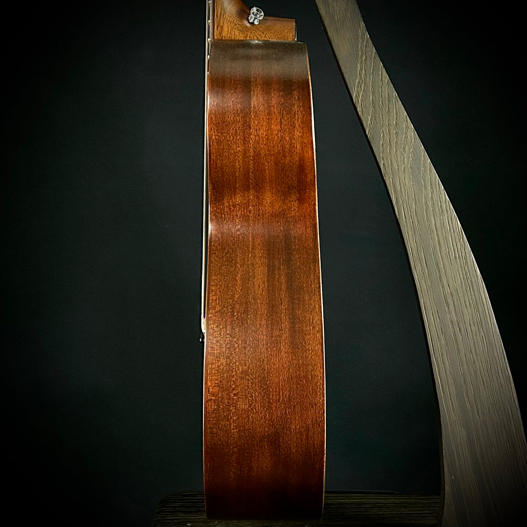 Martin 0-10E Retro - Jason Isbell