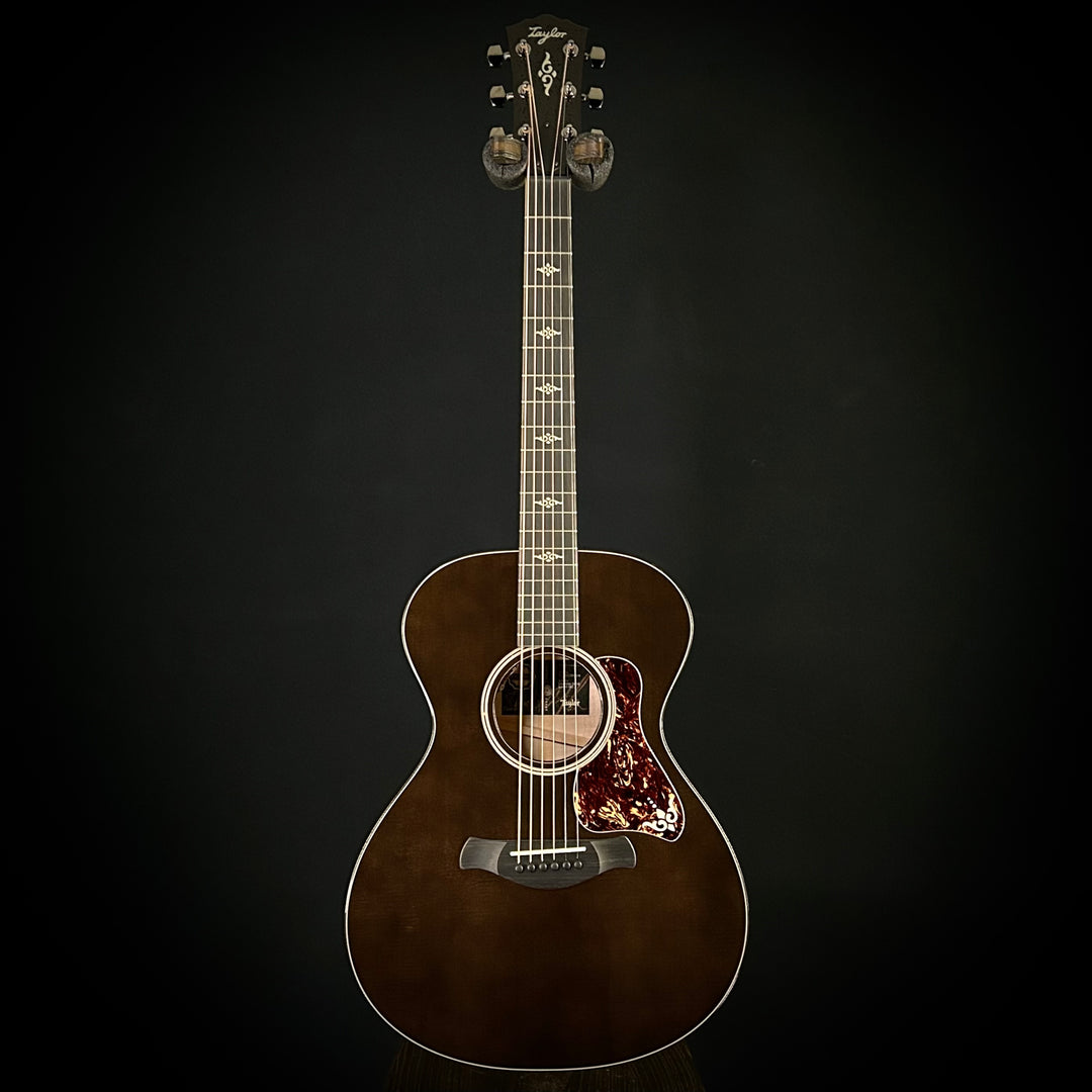 Taylor Custom Gold Label - Grand Concert