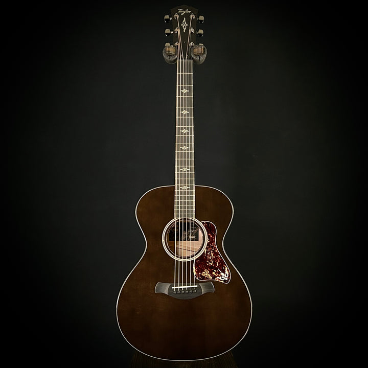 Taylor Custom Gold Label - Grand Concert