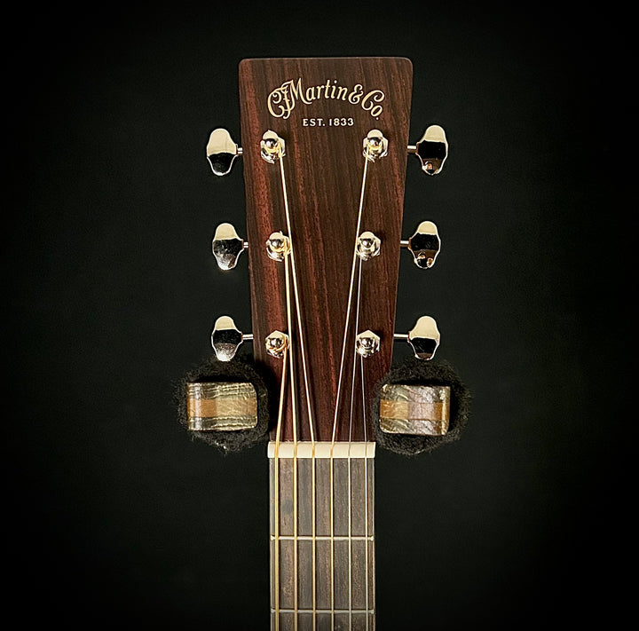 Martin 00-18
