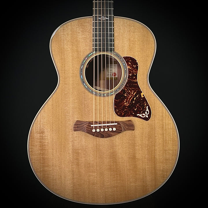 Taylor Gold Label 814e - Honduran Rosewood