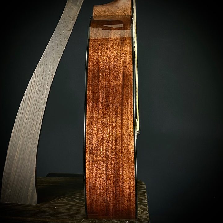 Martin D-18