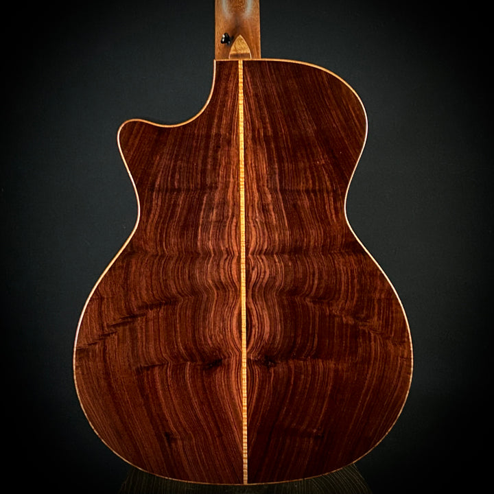 Taylor Guitars 4 Vets 814CE Special Edition