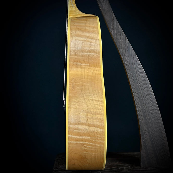 Gibson SJ-200 Montana Gold - Antique Natural