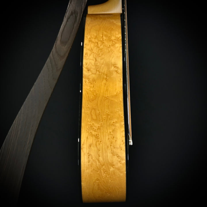 Martin Custom Shop Size 5 "terz" - Birdseye Maple