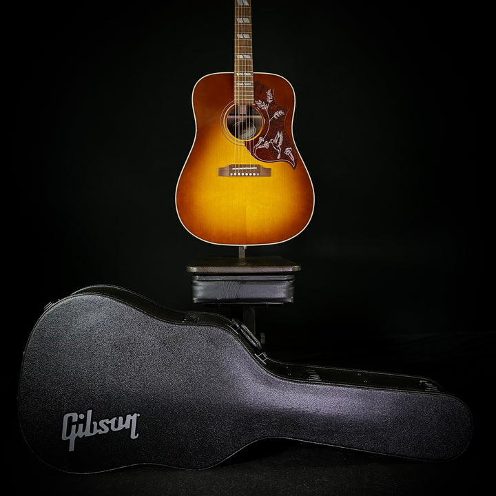 Hummingbird Studio Walnut - Gloss Top