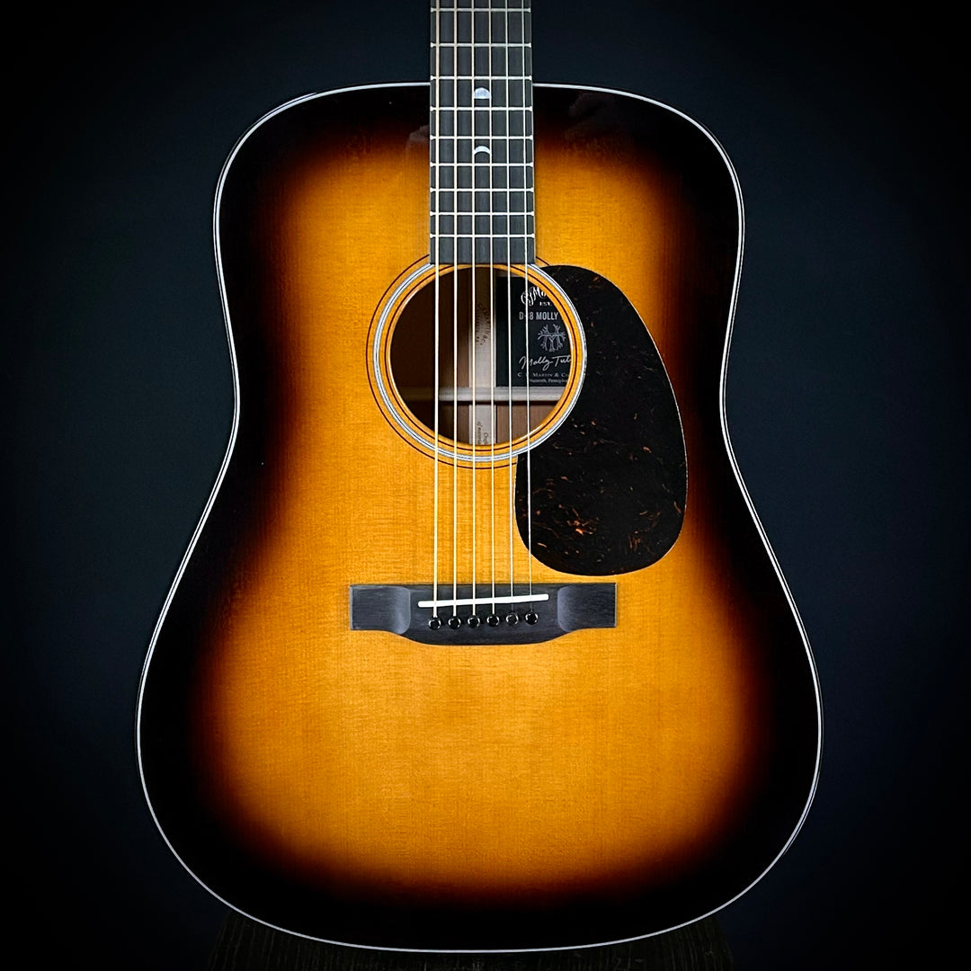 Martin D-18 Molly Tuttle