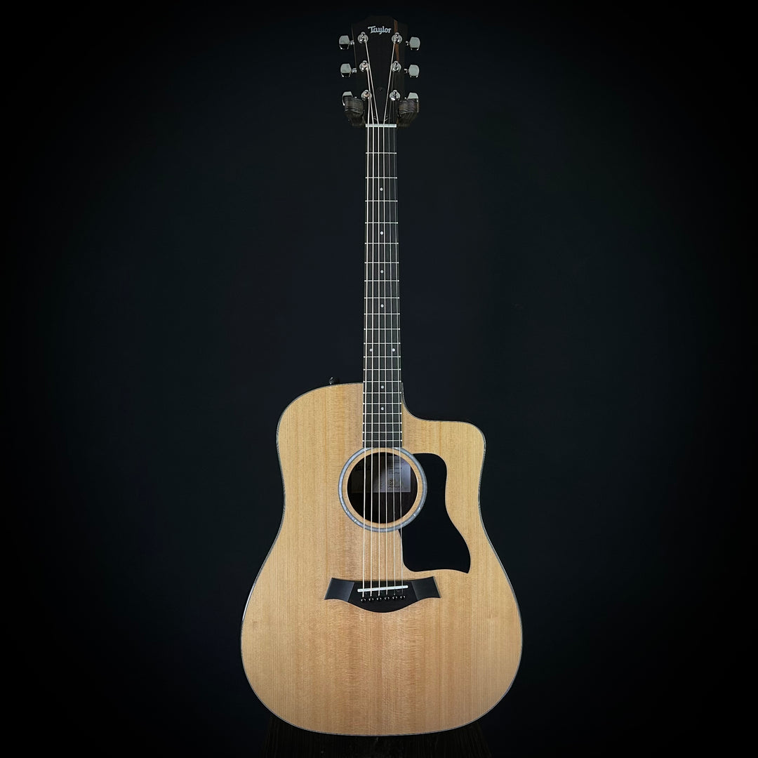 Taylor 210CE Plus
