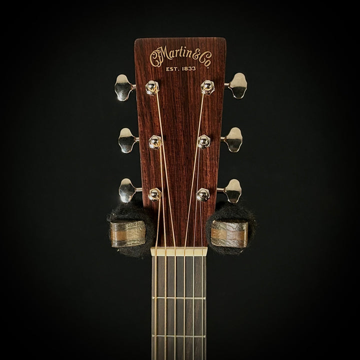 Martin D-28 - Billy Strings