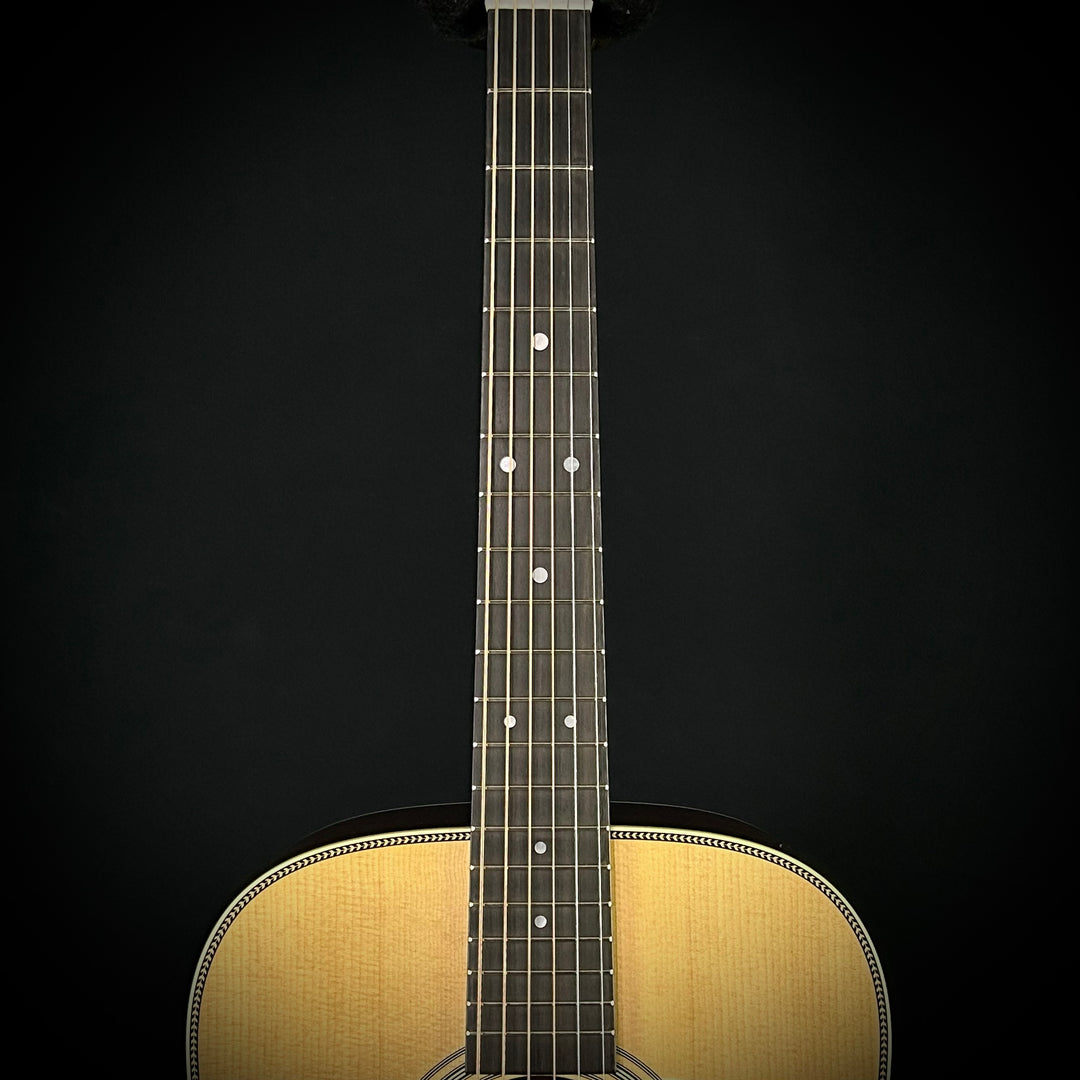 Martin Custom Shop 28 Style, Dreadnought Short Scale 1 3/4"