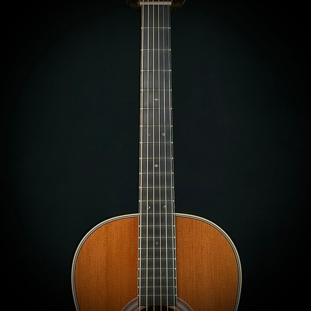 Martin MV Custom Shop 00 12-Fret - Flamed Koa
