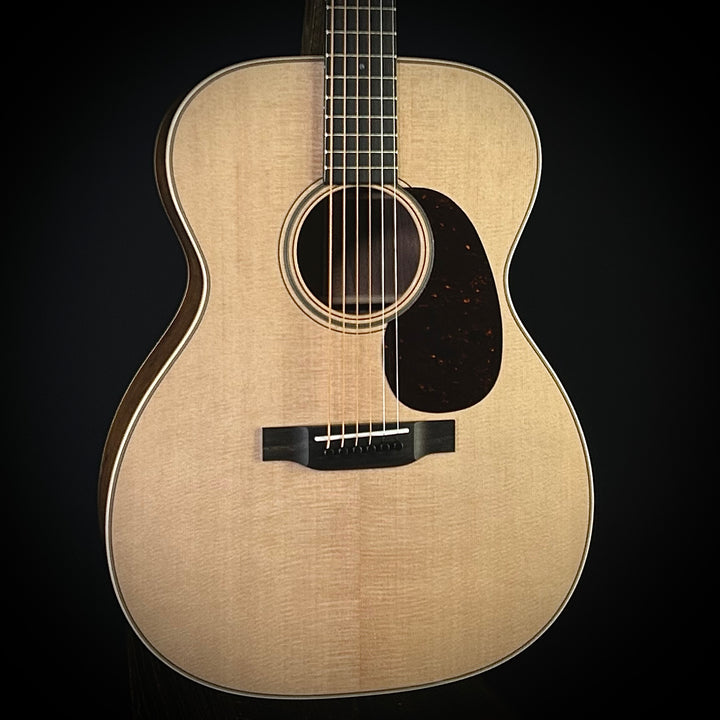 Martin Custom 000 - Black Walnut