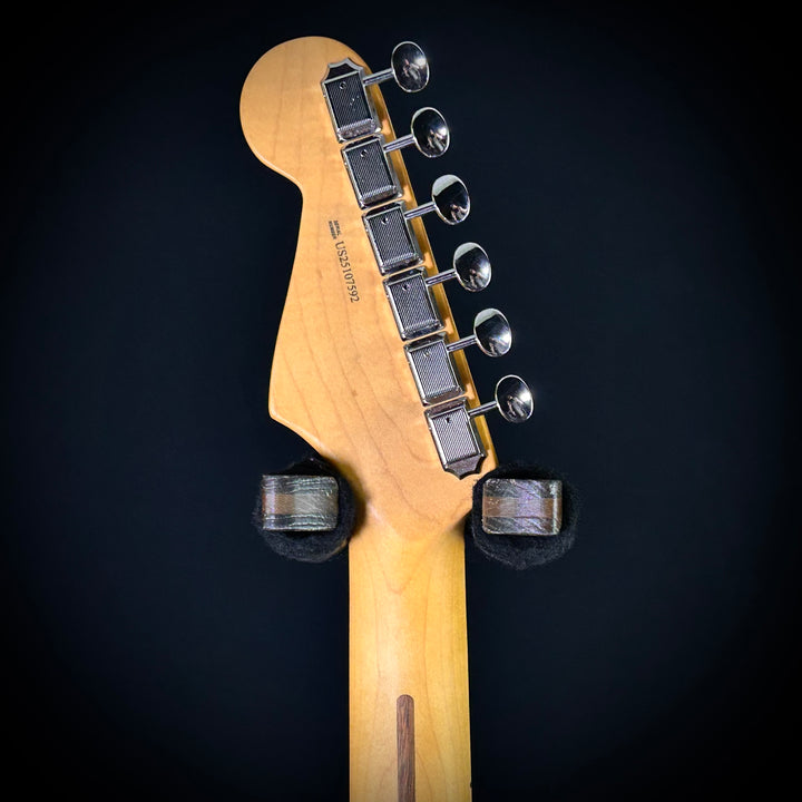 American Professional Classic Stratocaster HSS