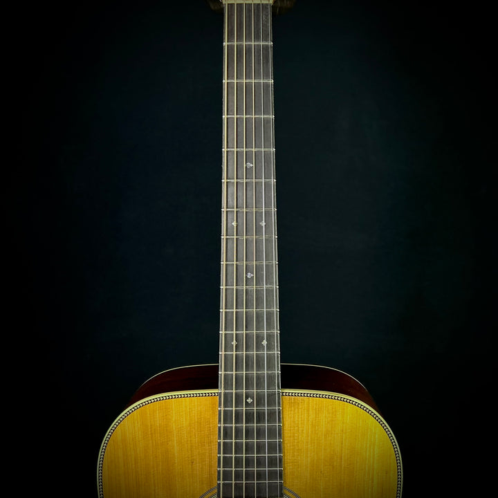 Martin D-28 Authentic 1937 Aged - Guatemalan Rosewood