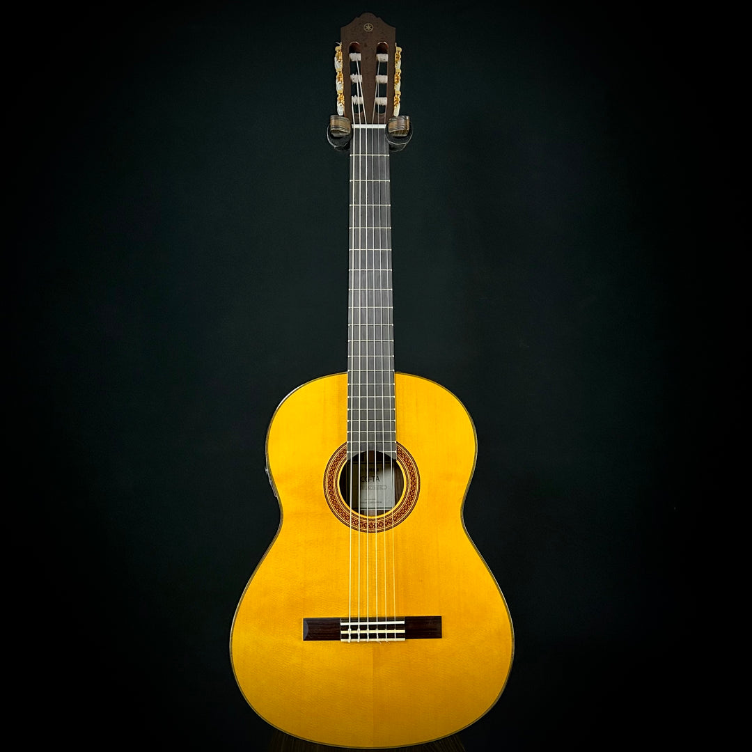 Yamaha CG TransAcoustic - Nylon