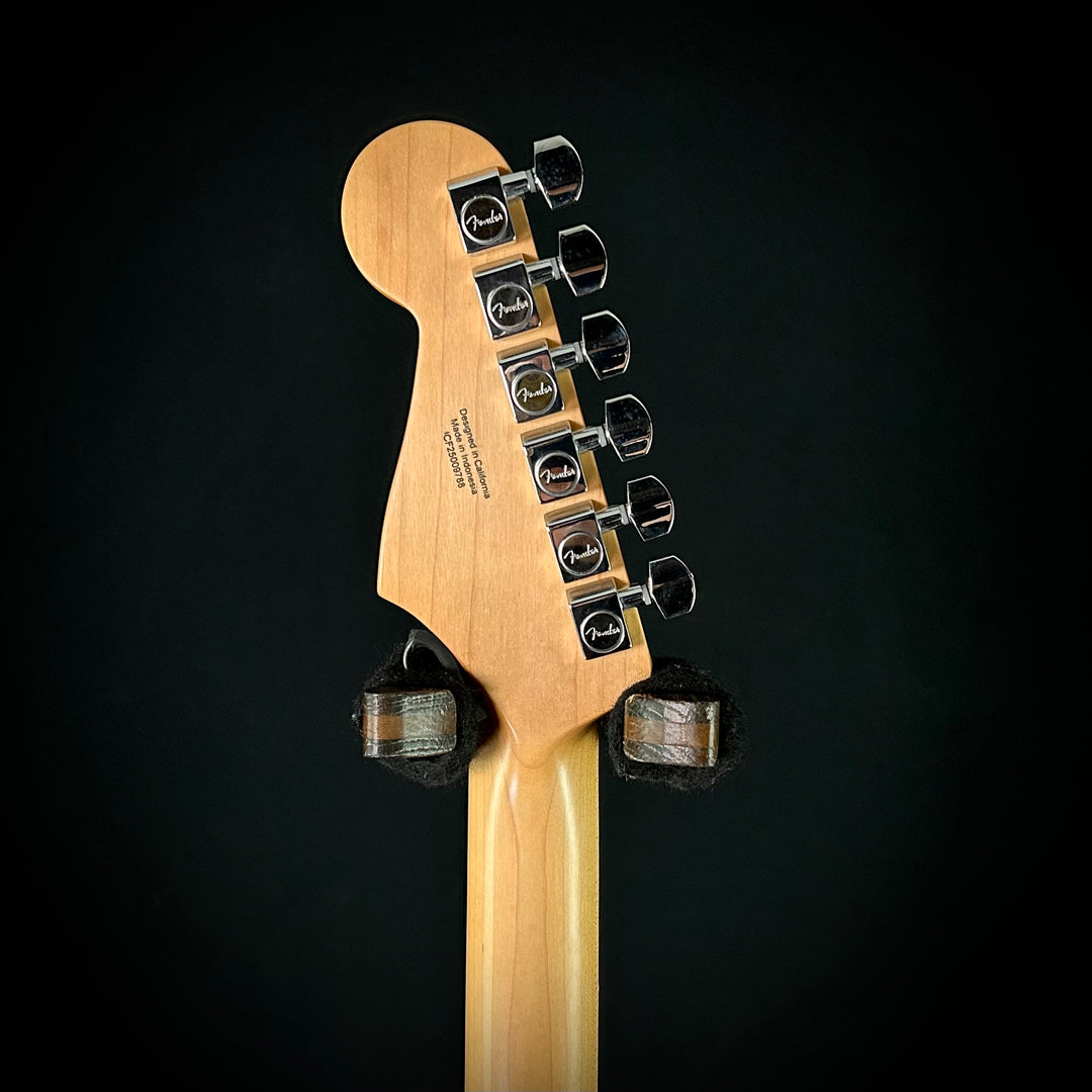 Fender Standard Stratocaster