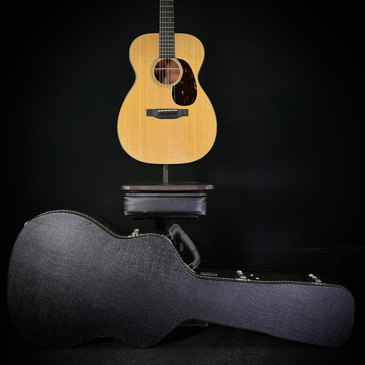 Martin 00-18
