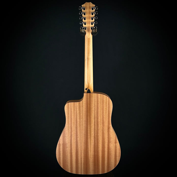 Taylor 150CE - Bajo Quinto