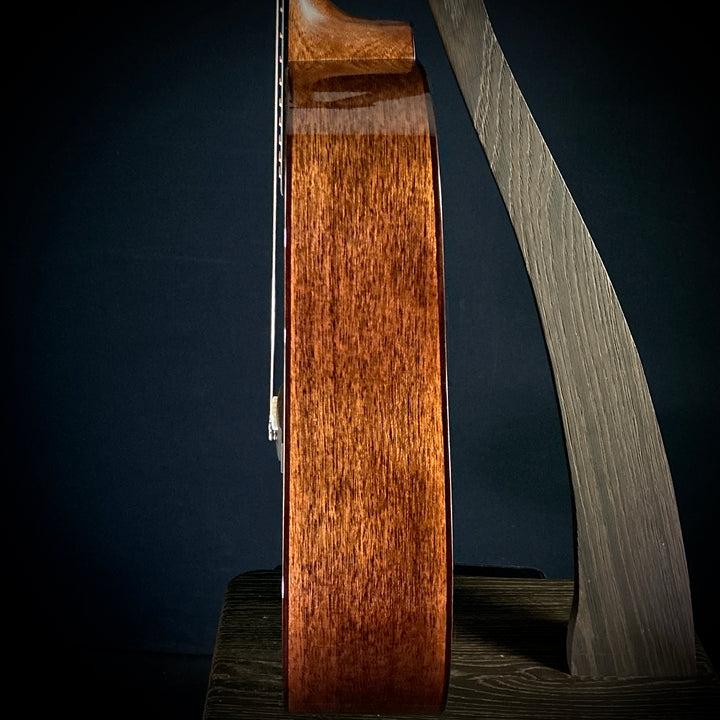 Martin D-18 - Modern Deluxe
