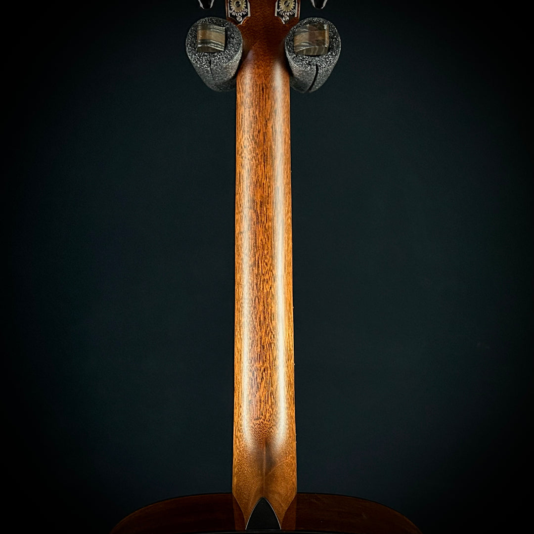 Martin D-18