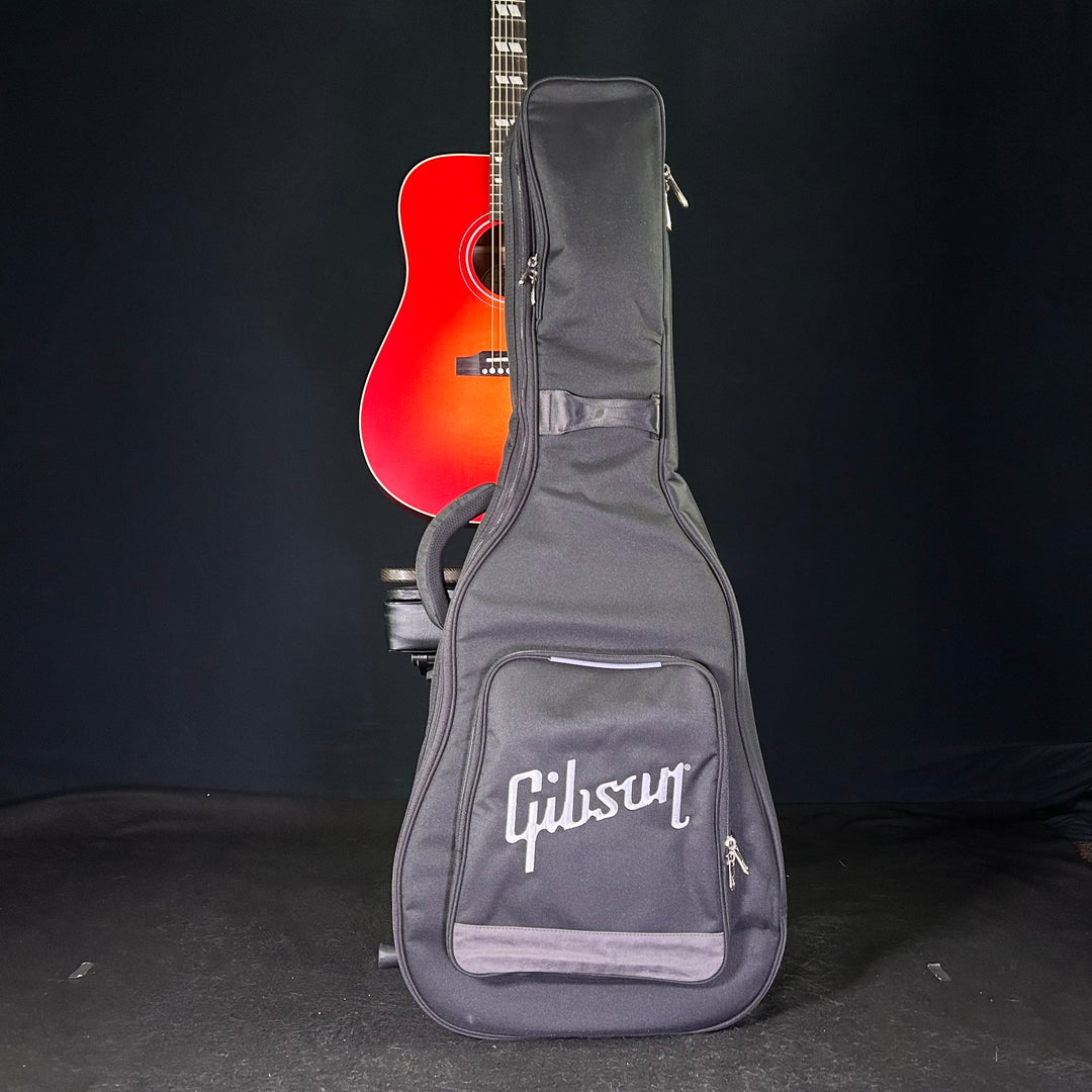 Gibson Hummingbird Special - Satin Vintage Cherry