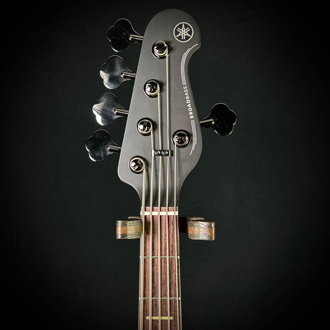 Yamaha BB735A