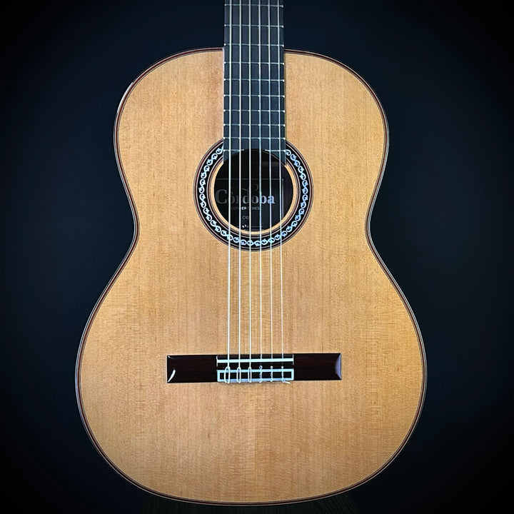 Cordoba C10 - Cedar Top