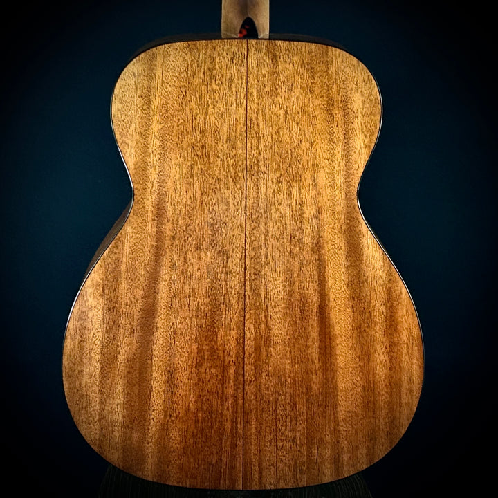 Martin Music Villa CS 18 Style, Jumbo - VTS Sitka