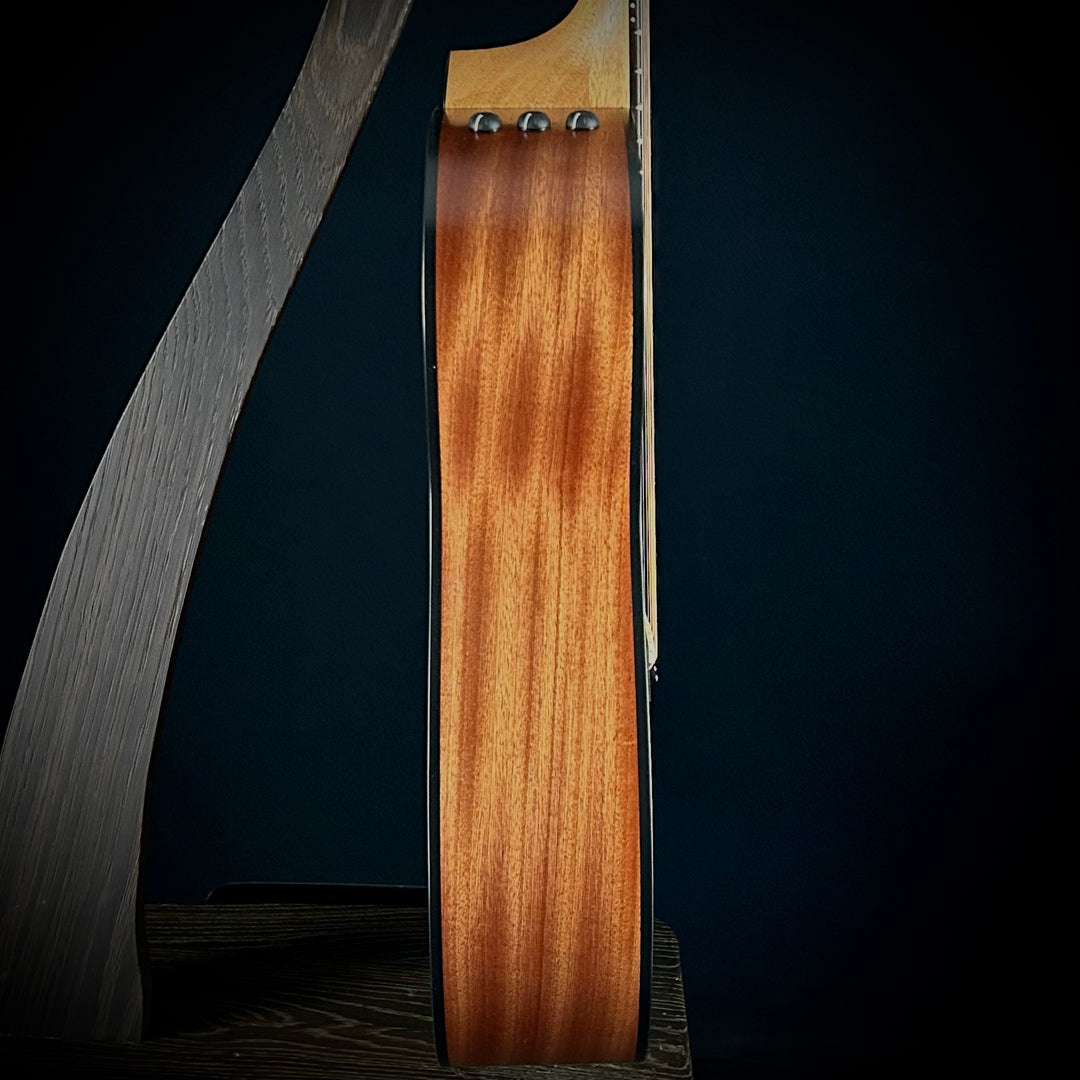 Taylor 112CE