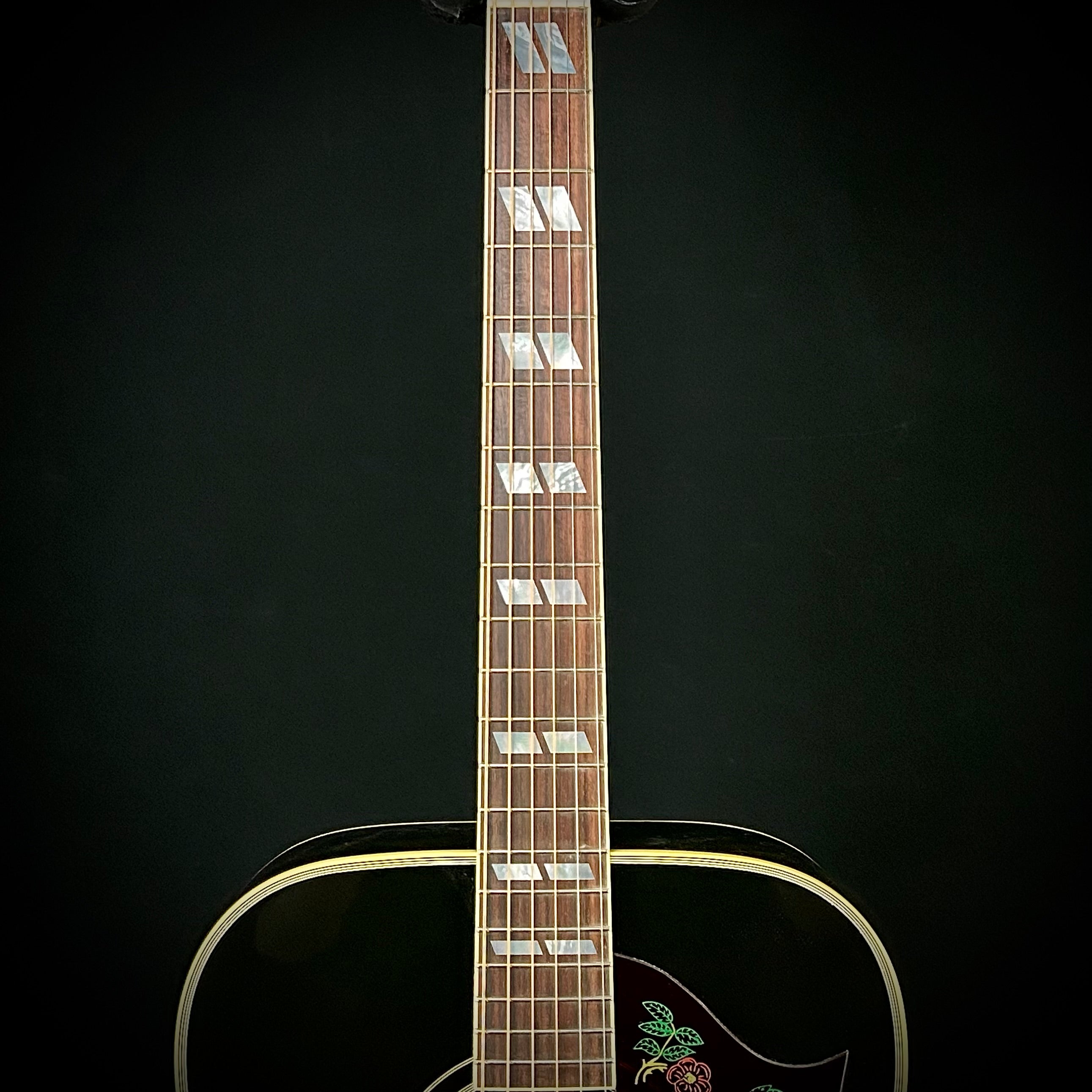 Gibson MV Custom Dove - Trans Black – Music Villa MT