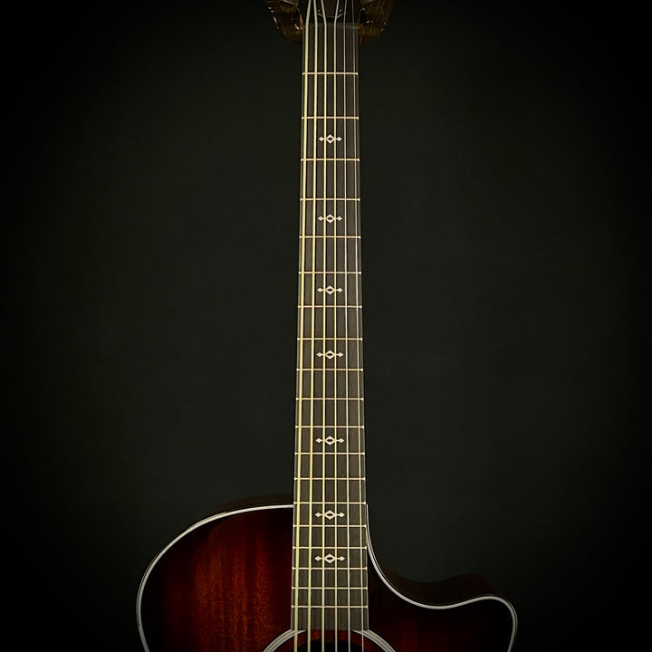 Taylor MV Custom Baritone-6 - Grand Auditorium