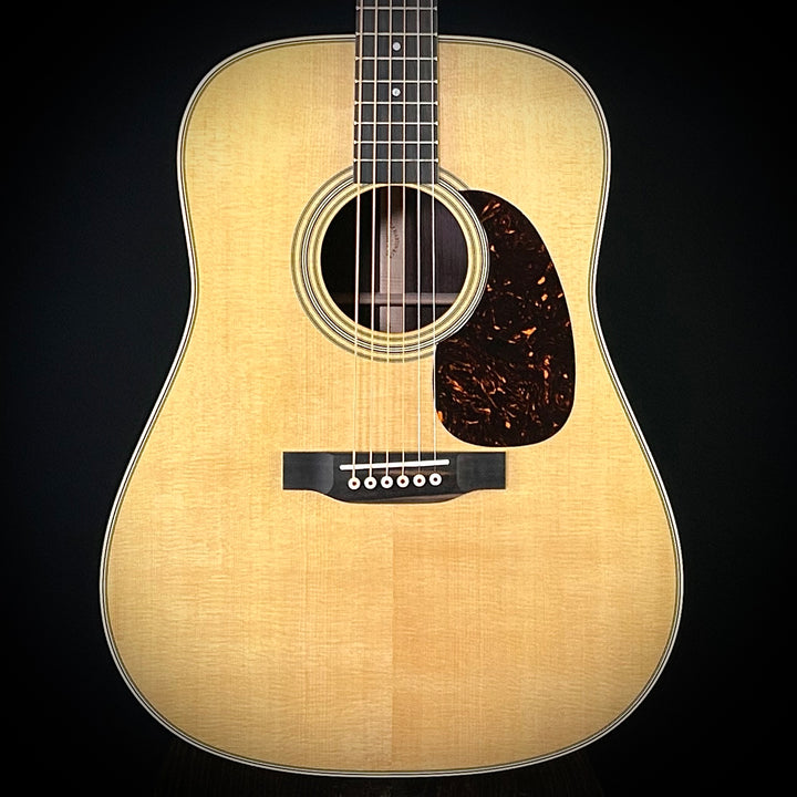 Martin D-28 - New for 2025
