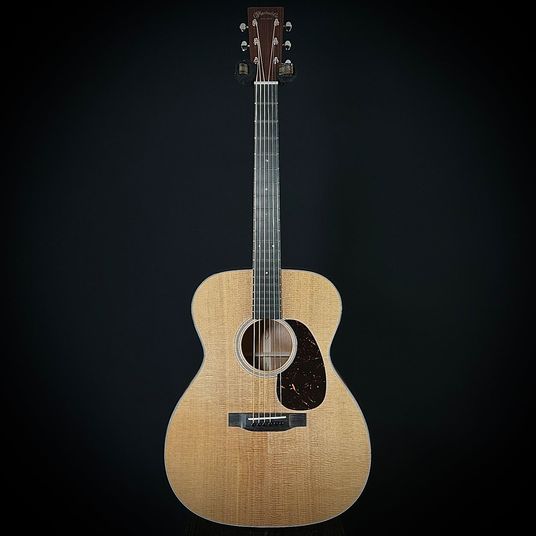 Martin Music Villa CS 18 Style, Jumbo - VTS Sitka