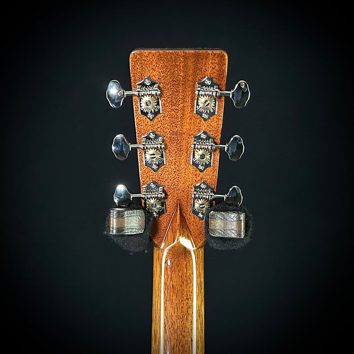 Martin 000-EC 30th Anniversary LTD