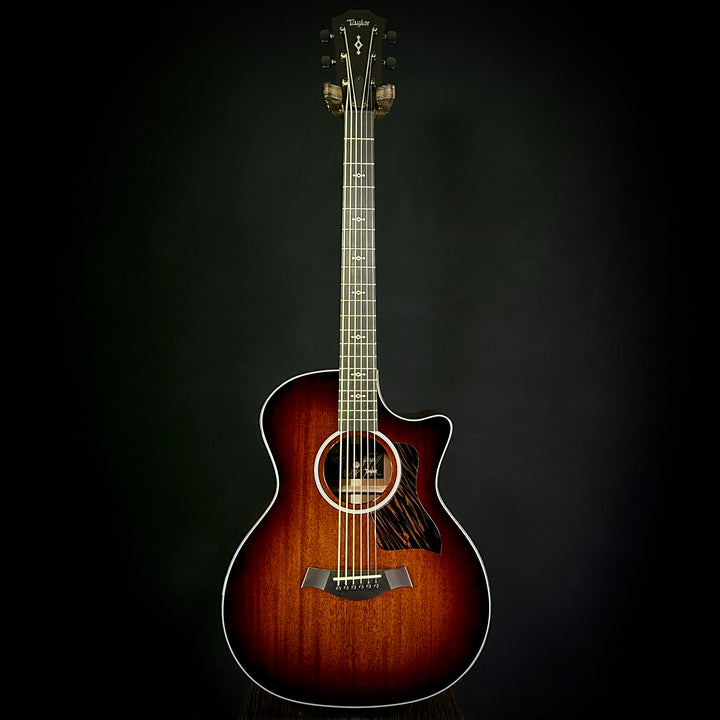 Taylor MV Custom Baritone-6 - Grand Auditorium