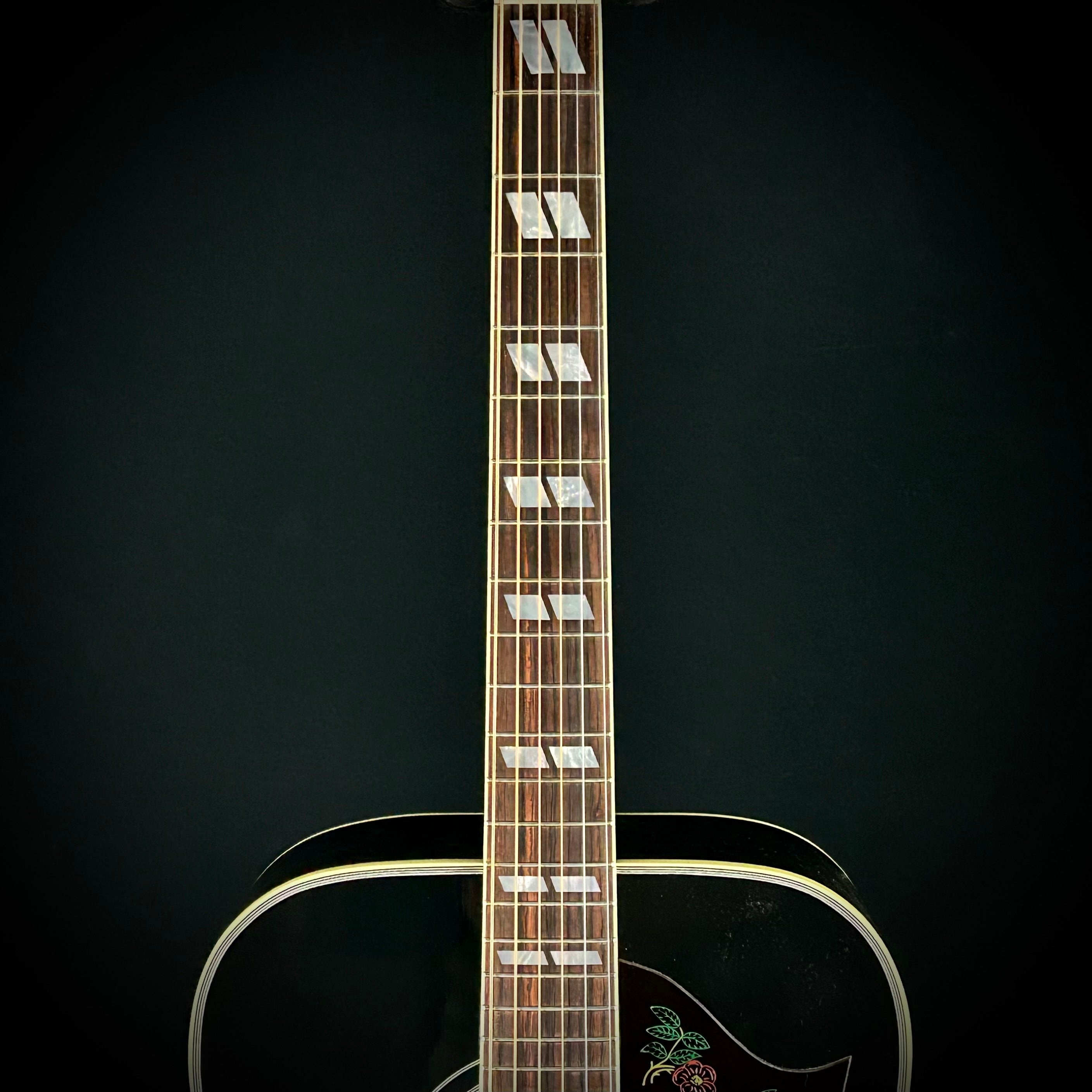 ギター gibson custom shop DOVE 2015 Gibson DOVE 2015年製 custom shop ギターフロンティア - YouTube