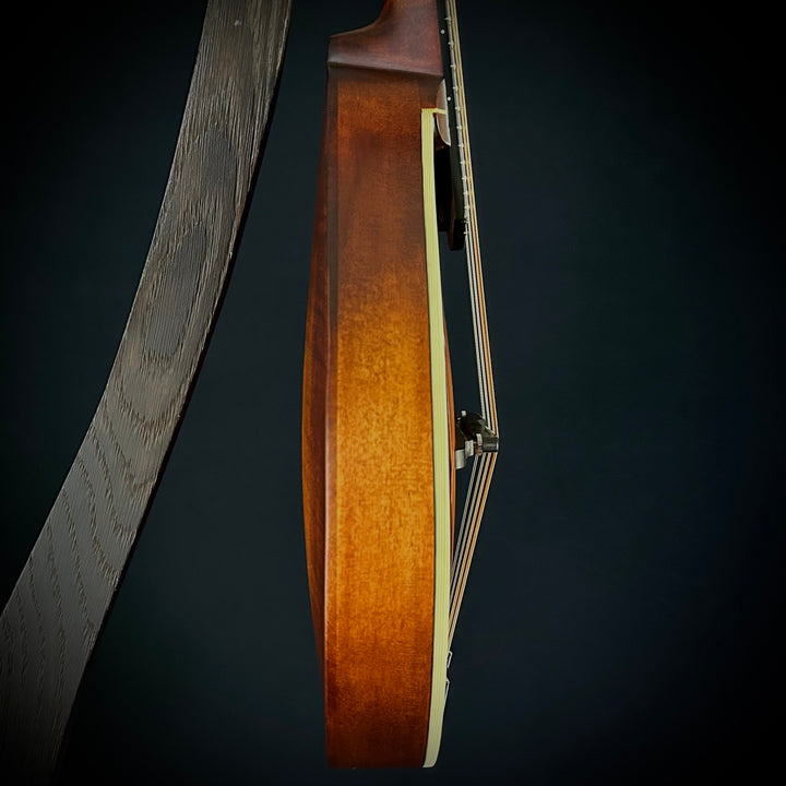 Eastman MD305 - Adirondack Top