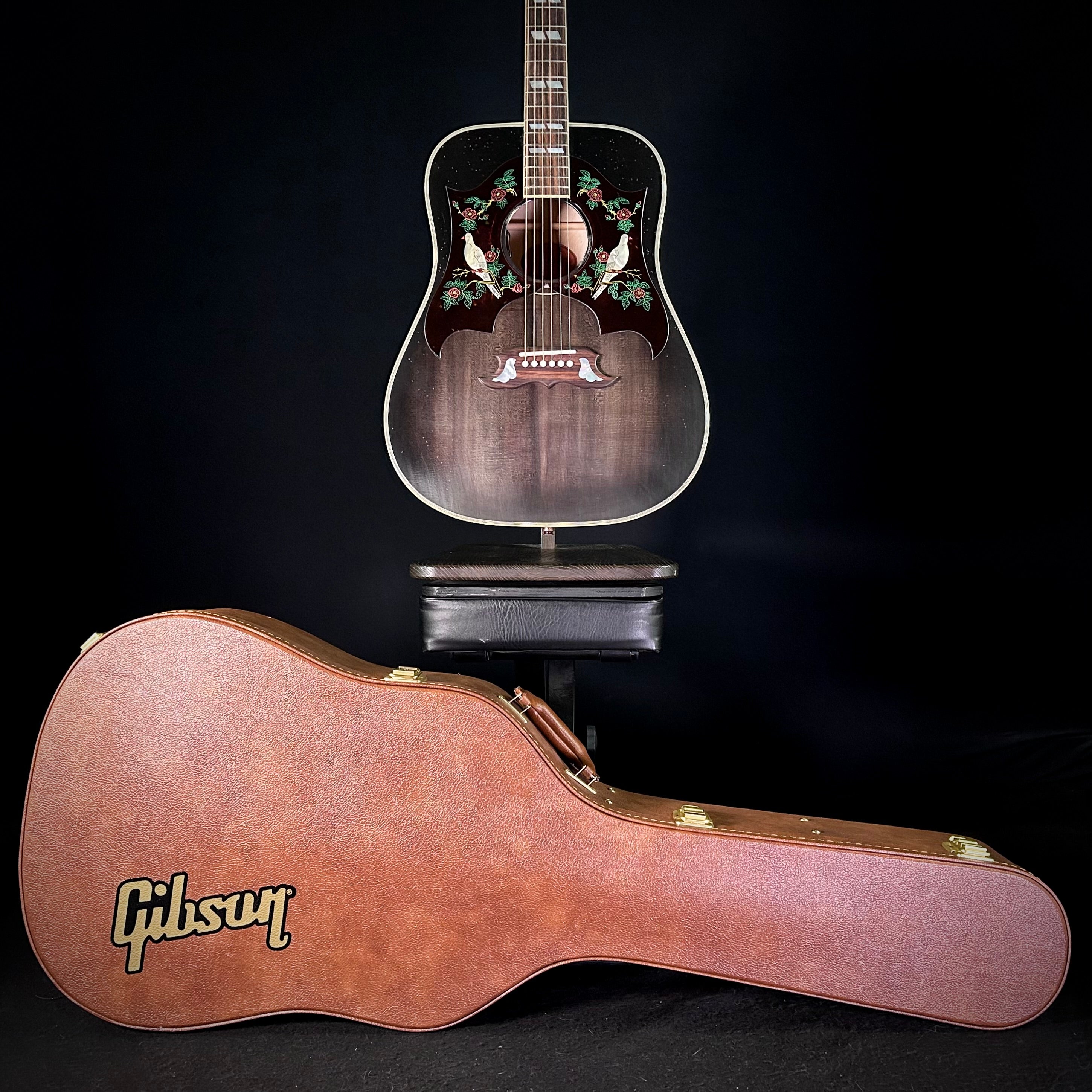 Gibson Dove Trans-Black - Murphy Lab Light Aged – Music Villa MT