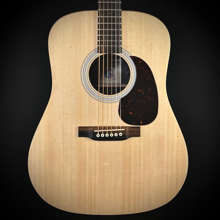 Martin D-X2E Billy Strings