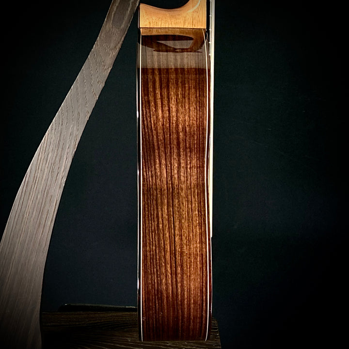 Ramirez Estudio 140 - Cedar Top Classical Guitar